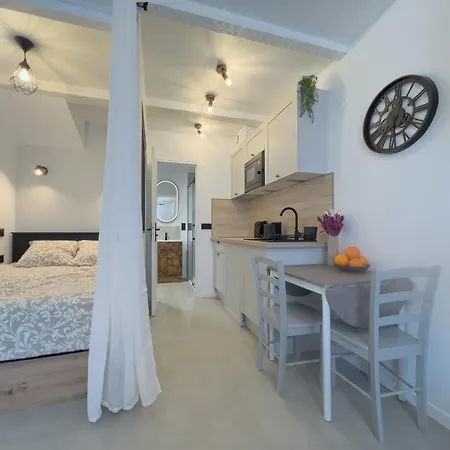 Logis Du Rocher Apartment La Garde (Var)
